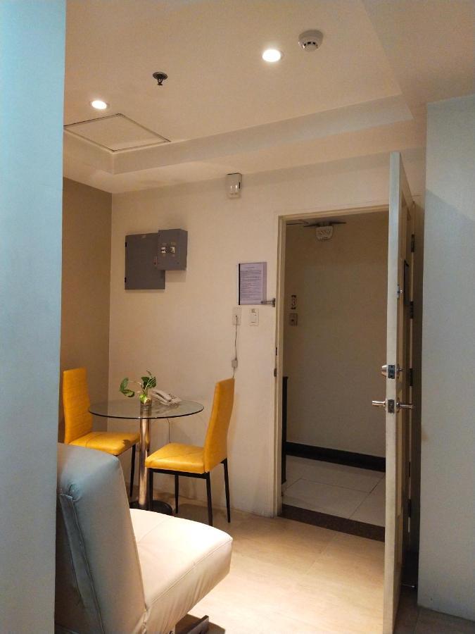 Avalu Residences Makati City Exteriér fotografie